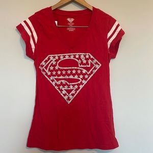 Superman juniors v-neck red cotton tee size XL (15-17)